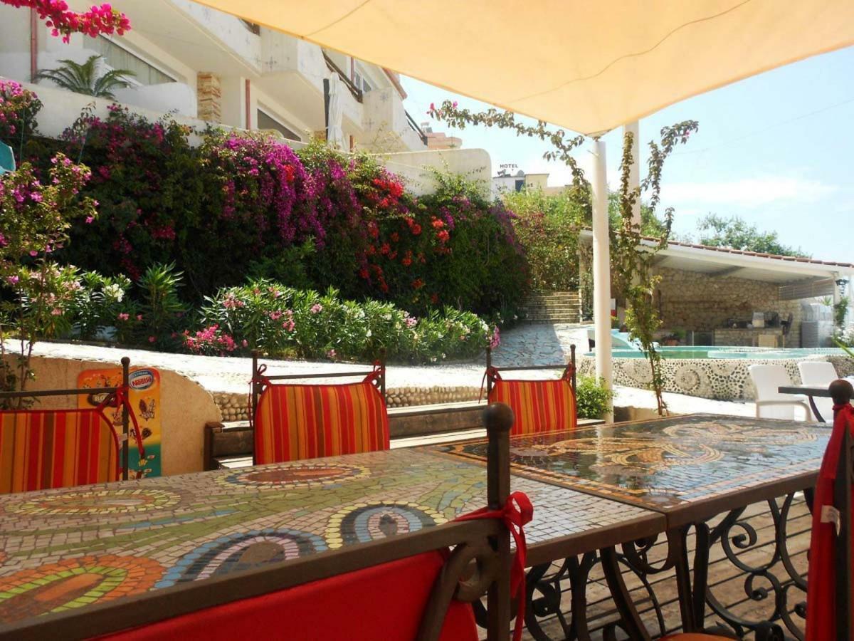 Bougainville Bay Resort - Villa 11 Sarande Exterior photo